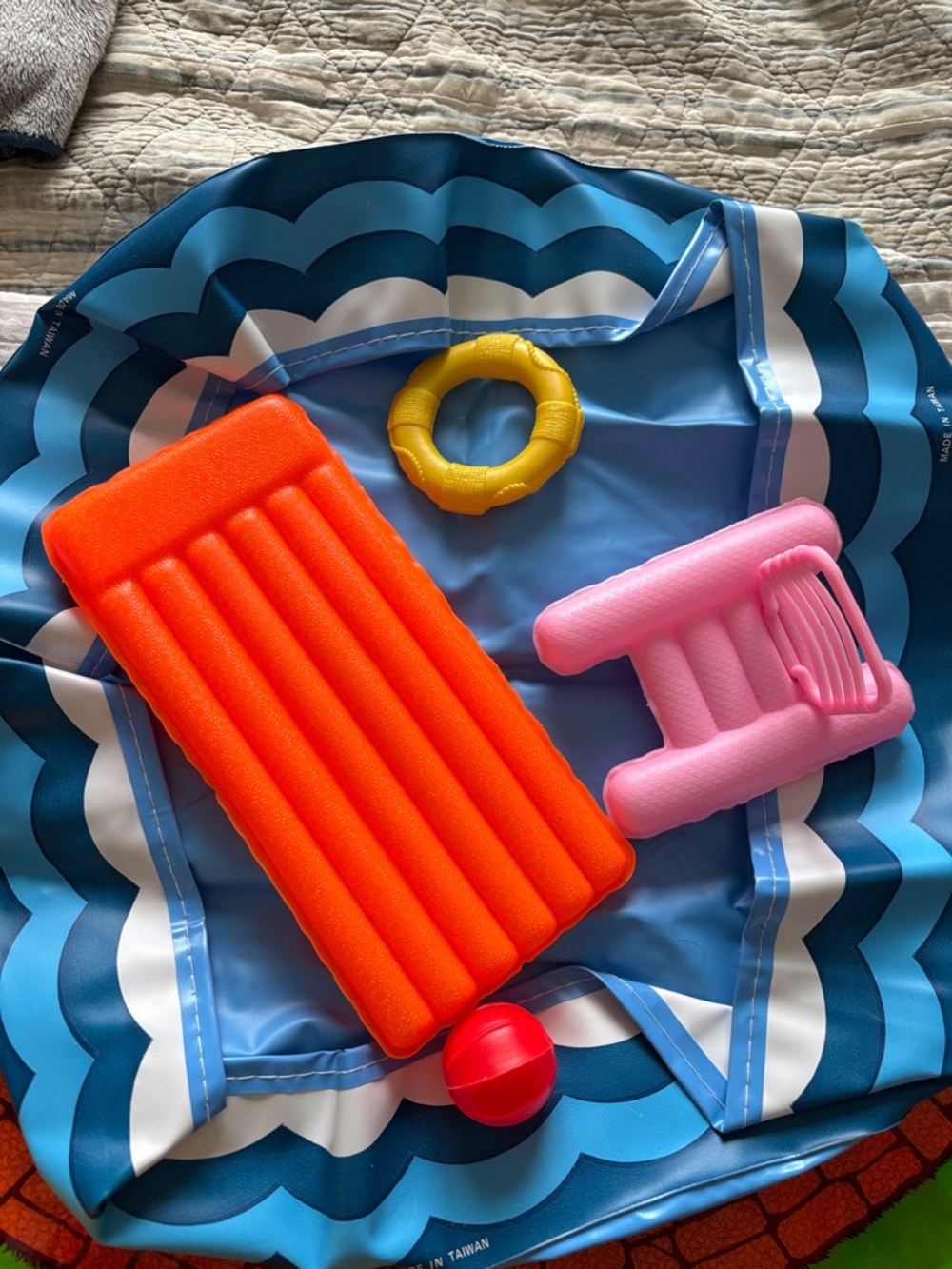 Vintage 80’s Arco BBQ Pool Party Set - Picture 5 of 6